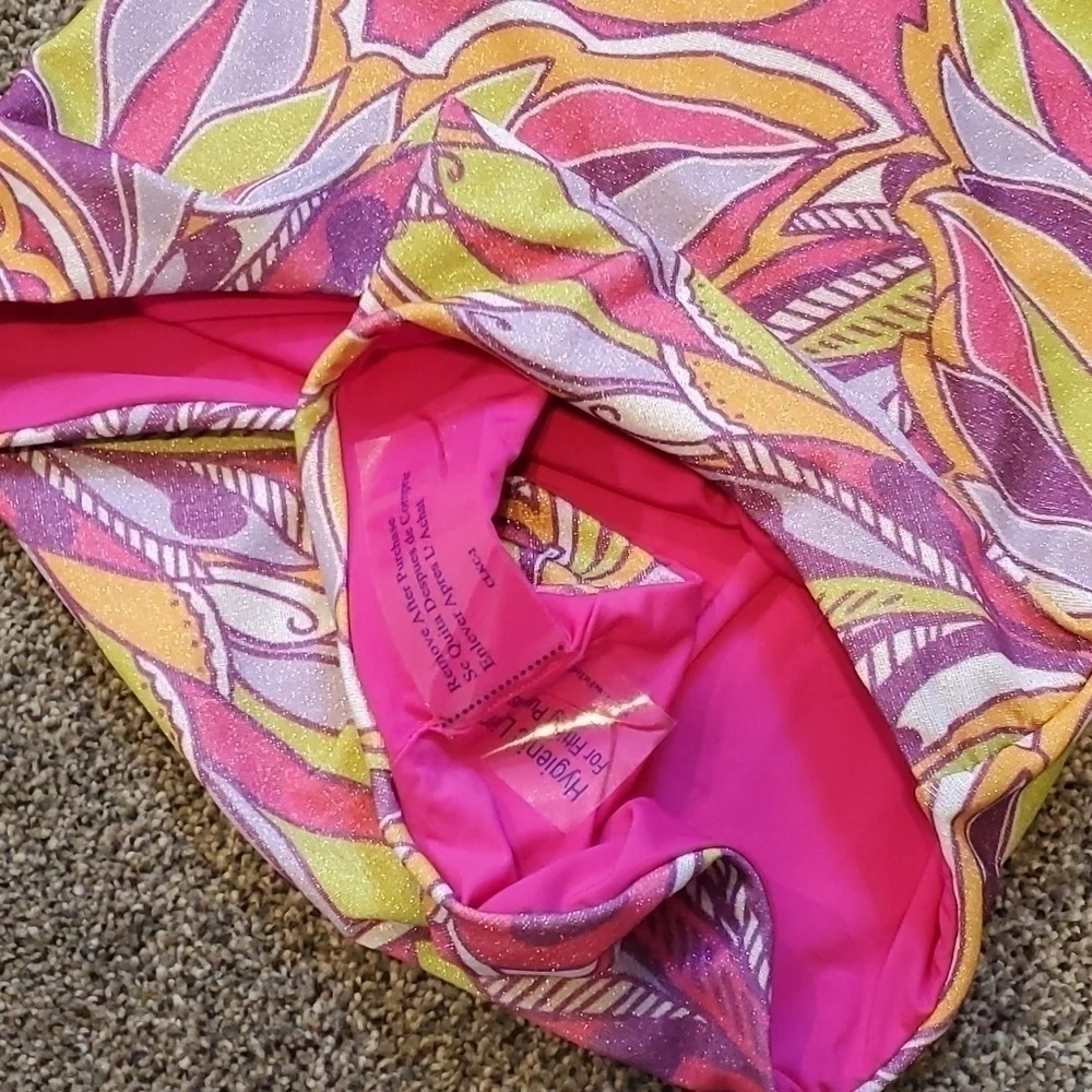 NWT Becca By Rebecca Virtue Psychedelica Nina U-Neck Sparkle One Piece Swim